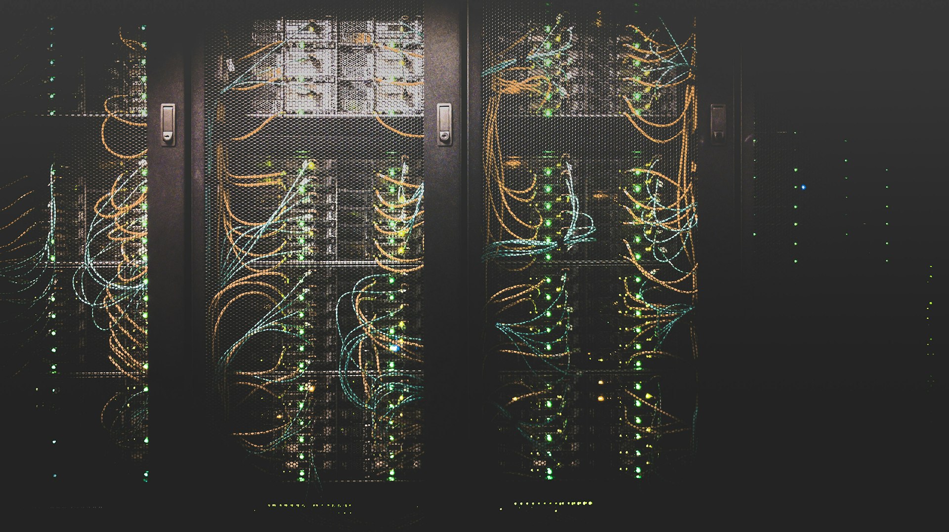 CNT-90XL 微波鏈路載波與 RF 元件出廠校準
